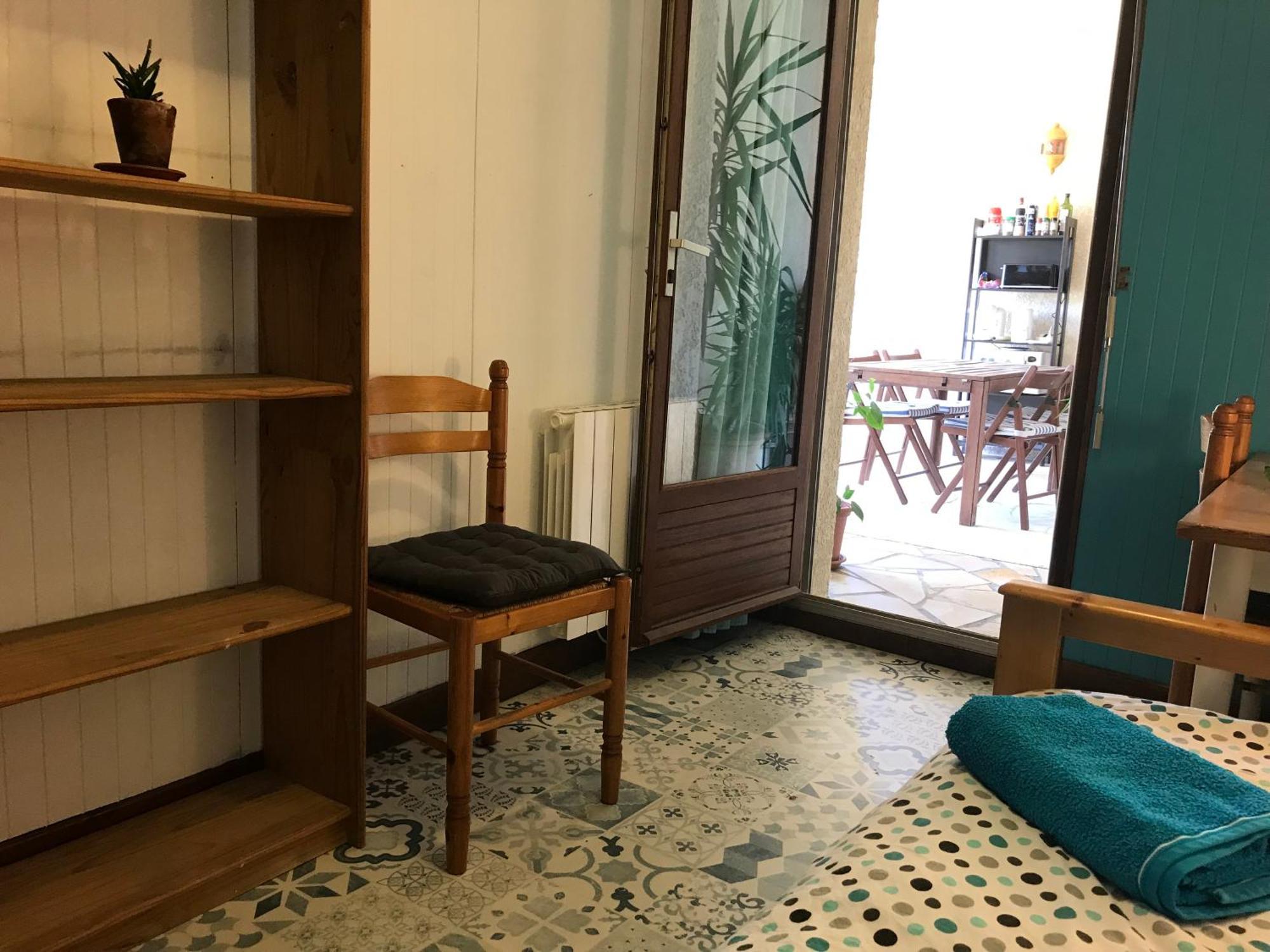 Homestay Chambre, Terrasse Et Piscine De L'impasse Du Pressoir Le Cres