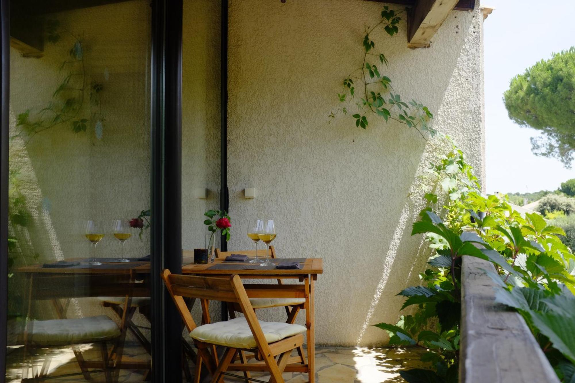 Chambre, Terrasse Et Piscine De L'impasse Du Pressoir *